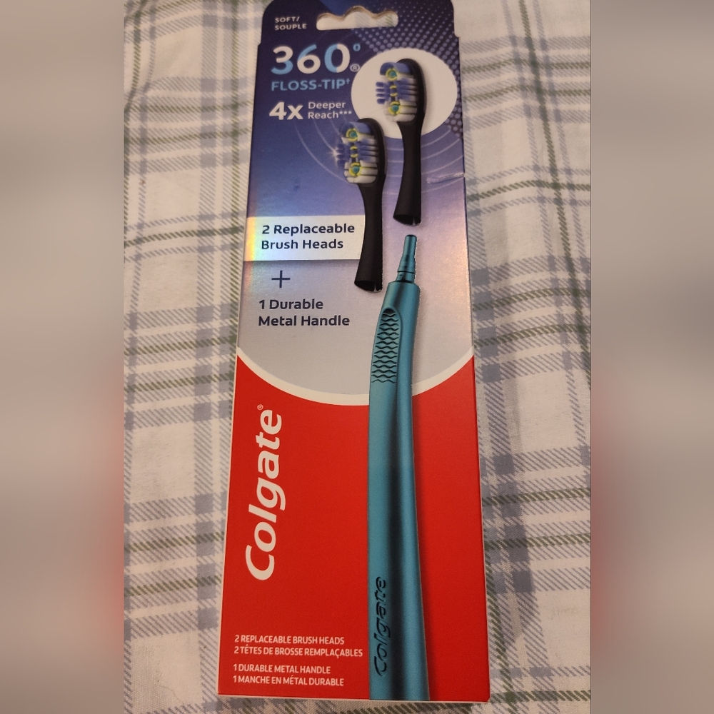 NEW! Colgate 360 Floss-Tip Toothbrush